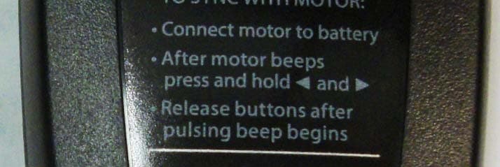 Wireless handheld remote key fob device - FCC ID MVU09305 - MotorGuide (2)