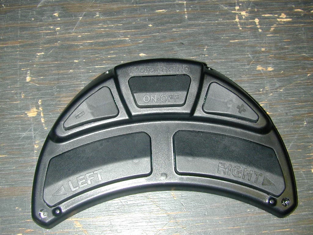 Remote Control Transmitter - FCC ID MVUFP02 - MotorGuide