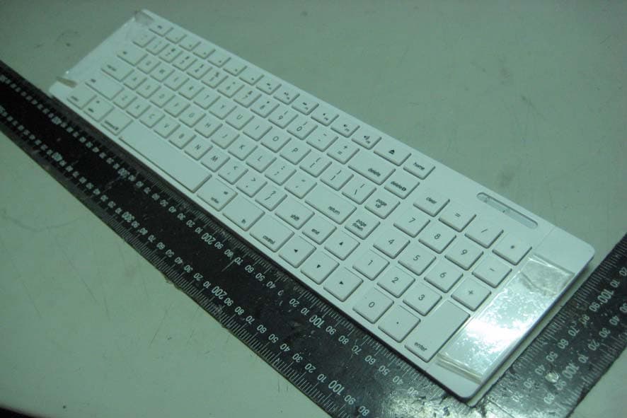 WIRELESS BLUETOOTH KEYBOARD - FCC ID MWI2010BT01 - Ezkey Corp.