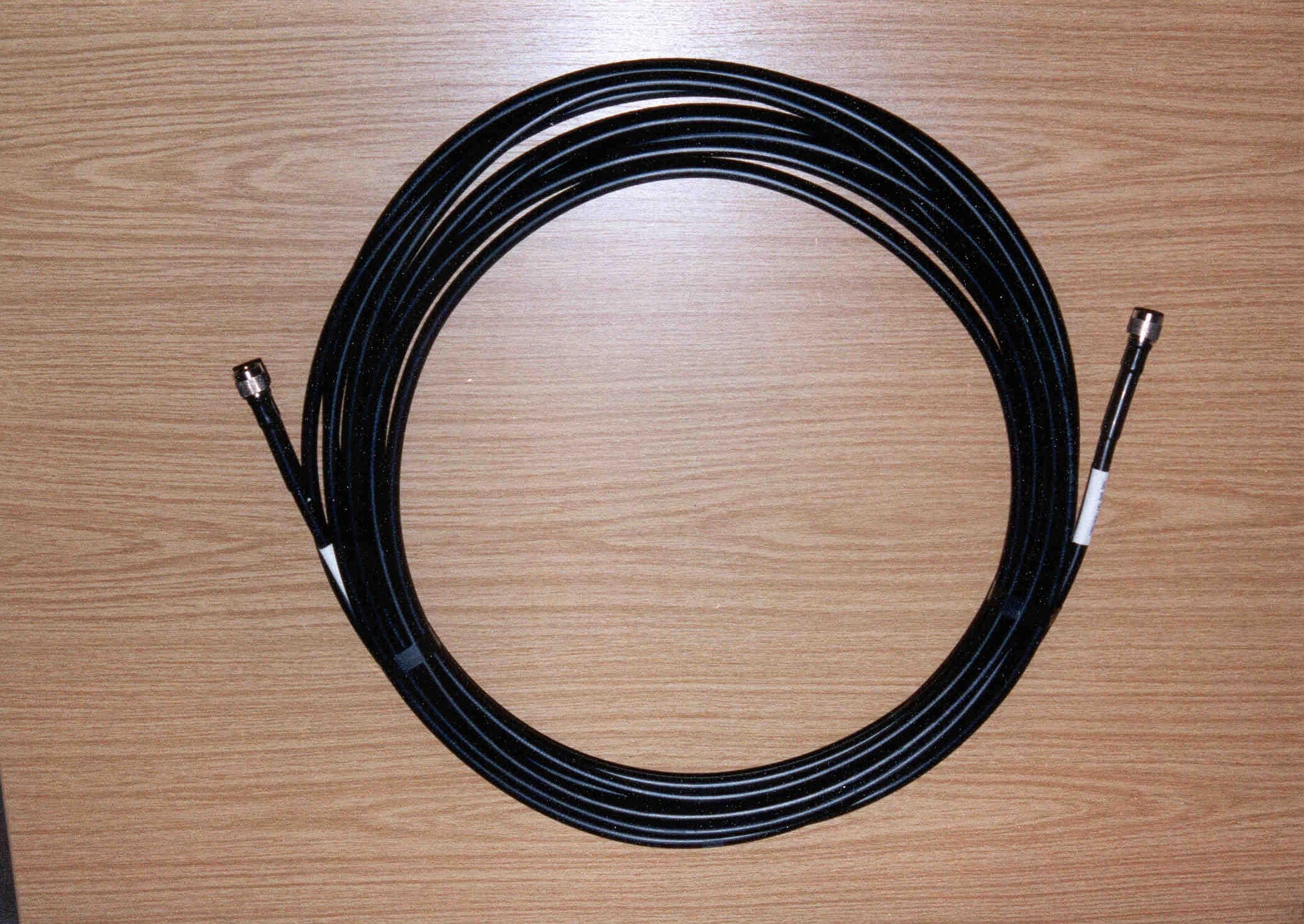 Hyperlink Extended Range Wireless LAN - FCC ID MYF-WL2401 - L-Com, Inc.