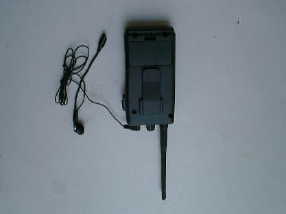Walkie Talkie - FCC ID N24NWT9177B - Leaves Industries Ltd. (2)