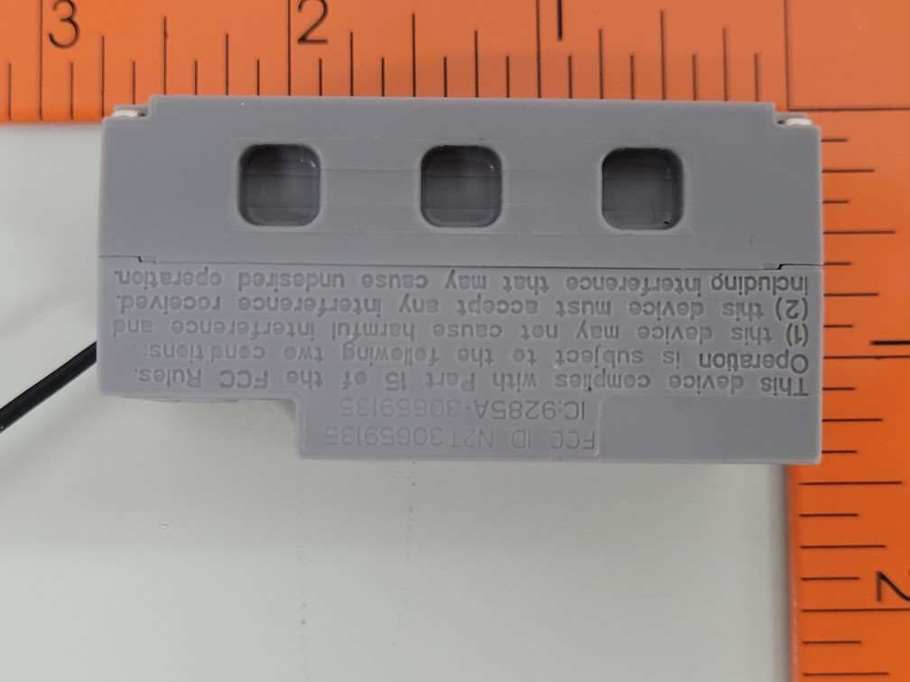 RC Toy with Bluetooth Transceiver - FCC ID N2T30659135 - geobra Brandstaetter Stiftung & CO KG (4)