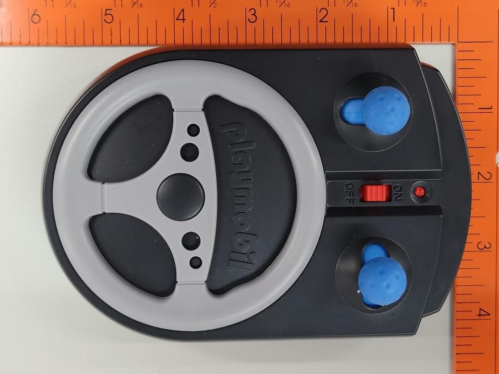 RC Toy with Bluetooth Transceiver - FCC ID N2T30659155 - geobra Brandstaetter Stiftung & CO KG