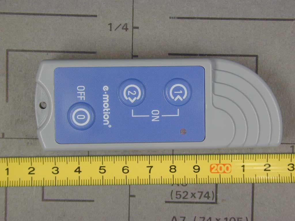 Remote Control Transmitter - FCC ID N3USHT9C4US - SVS Nachrichtentechnik GmbH