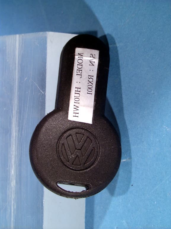 Car Alarm Transmitter - FCC ID N64HU01WHT - Electronica Clarion S.A. de C.V. (2)
