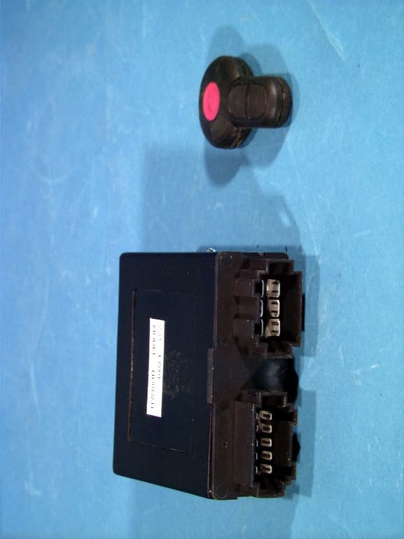 Car Alarm Transmitter - FCC ID N64HU01WHT - Electronica Clarion S.A. de C.V. (3)