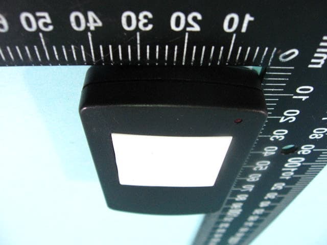 REMOTE CONTROL GARAGE DOOR OPENER TRANSMITTER - FCC ID N6U303NTX - GUARDIAN SHANGHAI CORP. (4)