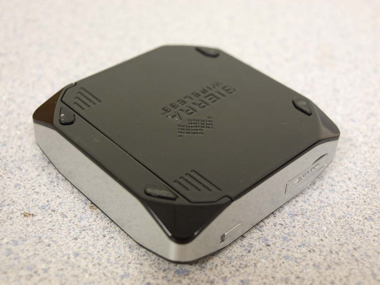 CDMA + WiMAX + WiFi Hot Spot - FCC ID N7N-MHS802 - Sierra Wireless, ULC (2)