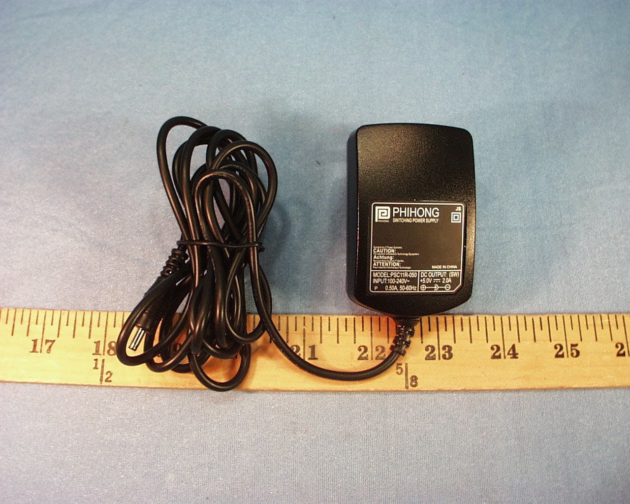 Tri-band (850/1800/1900) Voq Cellular Phone - FCC ID N7NVOQA11 - Sierra Wireless, ULC