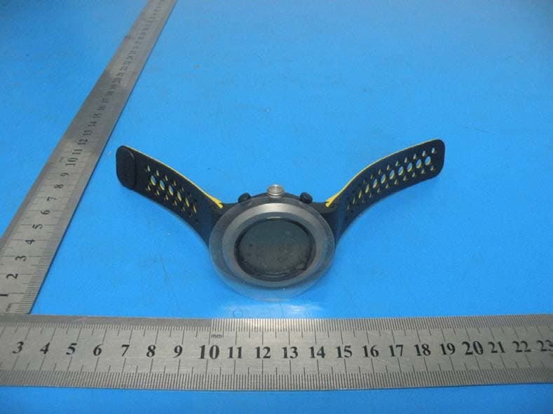 R Series Activity & Wellness Monitor with Heart Rate Measurement, Spectral Ambient Light Sensor & Intelligent Alerts - FCC ID N7P-R450 - Salutron Inc. (2)