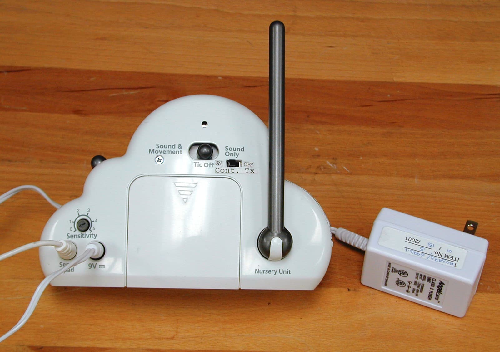 AC200, AC200R, AC201 & AC201R NURSERY UNITS - FCC ID N7TAC201TX - Angelcare Canada Inc.