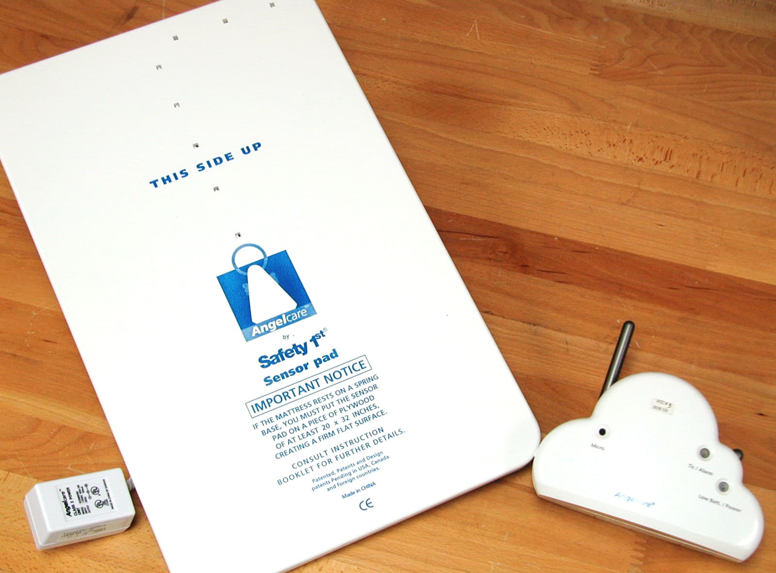 AC200, AC200R, AC201 & AC201R NURSERY UNITS - FCC ID N7TAC201TX - Angelcare Canada Inc. (2)