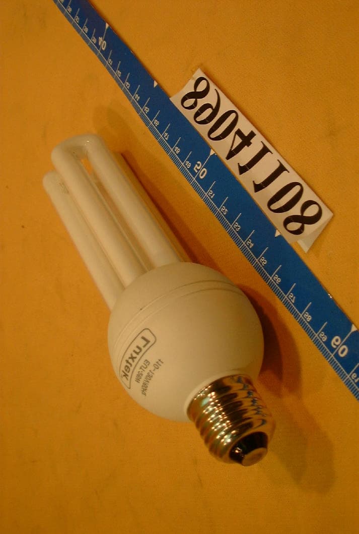 RF Lamp - FCC ID N8WLUXTEK - Super Trend Lighting Ltd. (4)