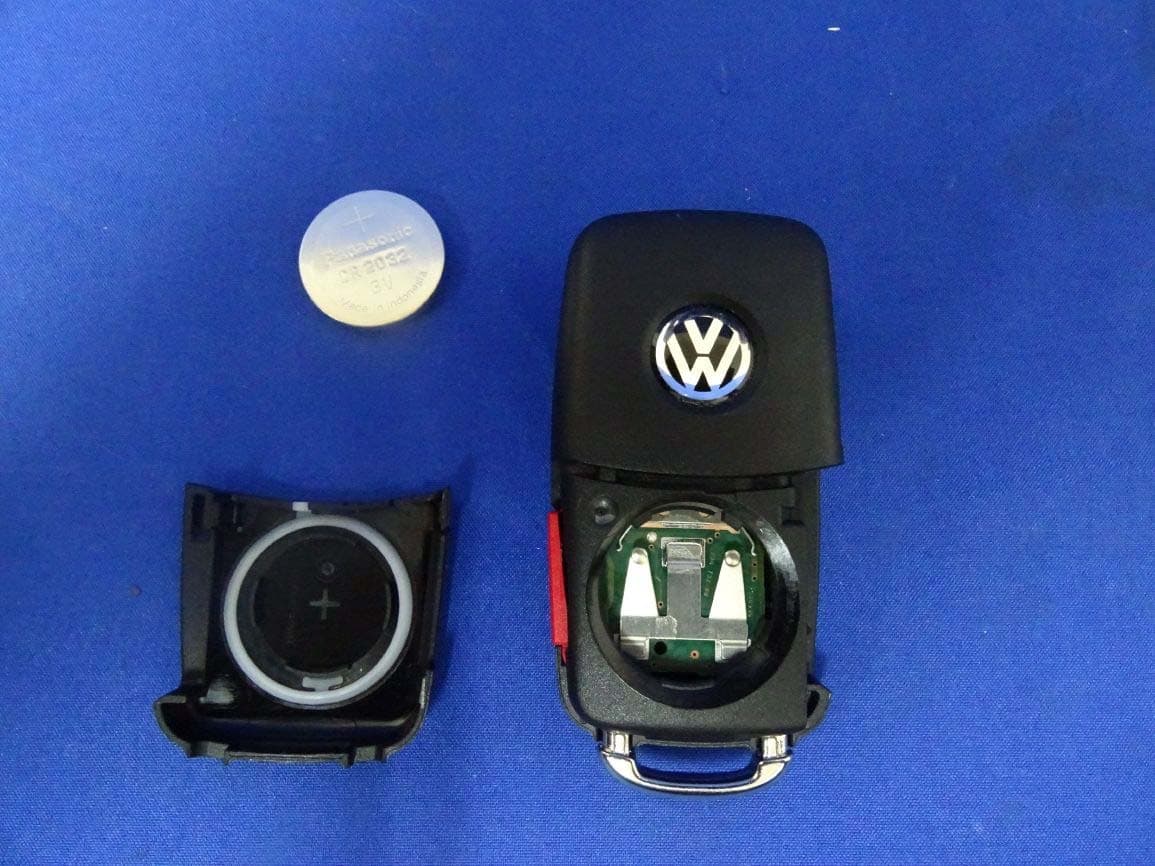 Radio Identification device - FCC ID NBGFS93N - HELLA GmbH & Co. KGaA (2)