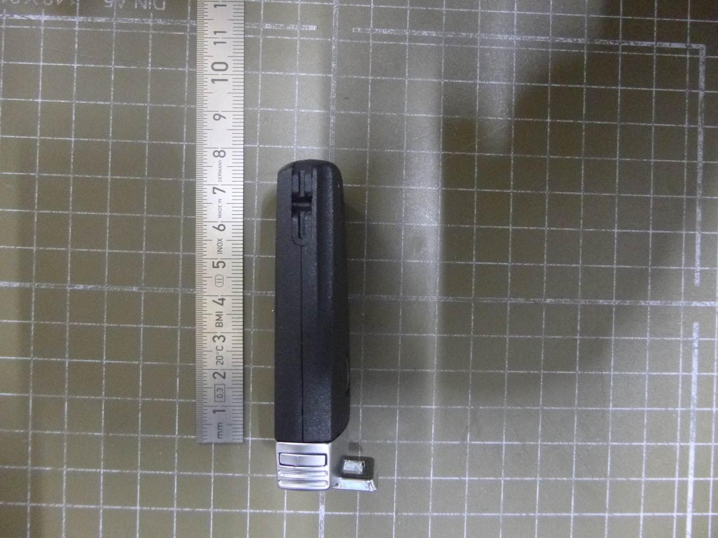 Keyless Car Entry - FCC ID NBGPQ12P01 - HELLA GmbH & Co. KGaA (4)