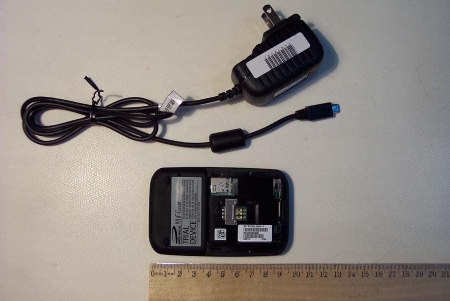 GSM/WCDMA USB WWAN Modem w/WLAN - FCC ID NBZNRM-MIFI2372R - Novatel Wireless, Inc. (3)