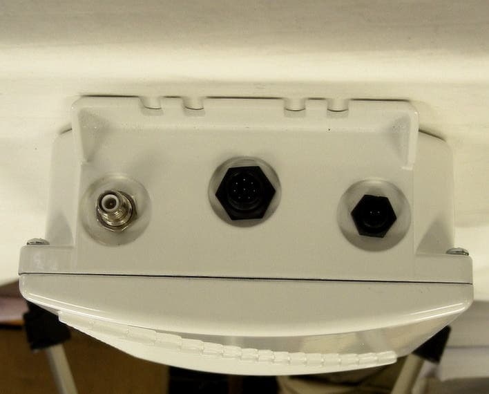 Spread Spectrum Transmitter - FCC ID NCBSL9102 - Wave Wireless Networking