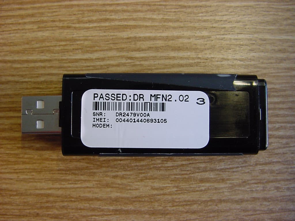 GSM/GPRS/EDGE USB Stick - FCC ID NCMOGI0225 - Option (Crescent NV) (2)