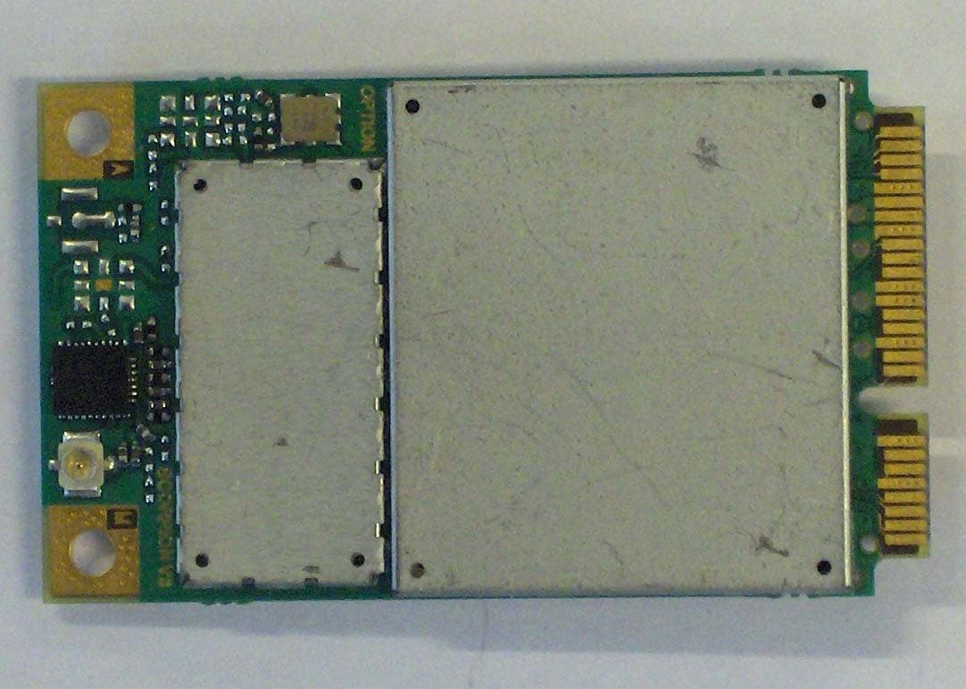 GSM/GPRS/UMTS/HSDPA/EDGE PCI MINI CARD MODULE - FCC ID NCMOMO0205 - Option (Crescent NV) (2)