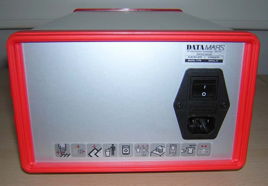 HF Long Range Reader - FCC ID NDX-RIN1300 - Datamars SA