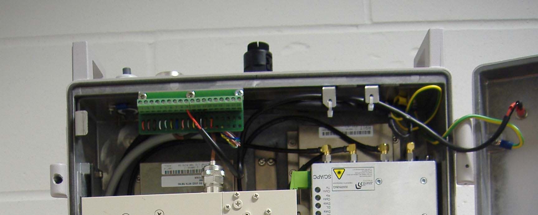 Dual Band Repeater  MBF-D-8-19 - FCC ID NEOA215SERIES - PBE Europe Ltd. trading as Axell Wireless (3)