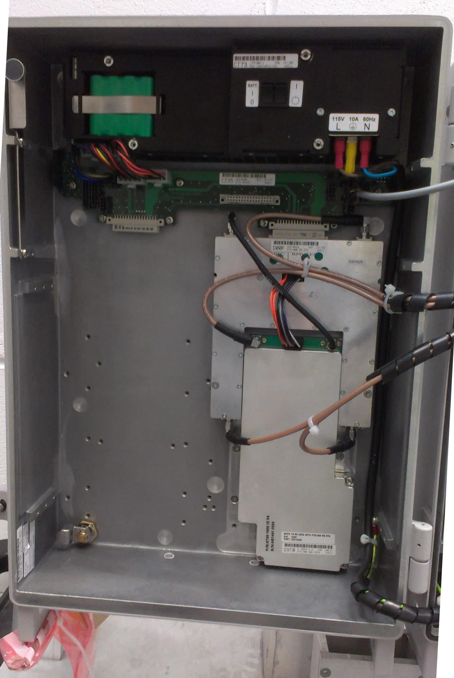 MBF4050, (MBF4317-4319 115V Dual Band) Fibre Optic Repeater - FCC ID NEOMBF4050 - PBE Europe Ltd. trading as Axell Wireless (3)