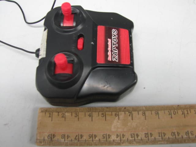 RC Toy Transmitter - FCC ID NEX-9650-27TX - Zaptoys International Limited (2)