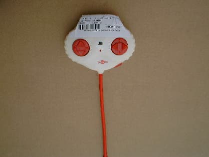 Remote Control Toy Transmitter - FCC ID NF260827 - Hitari Limited