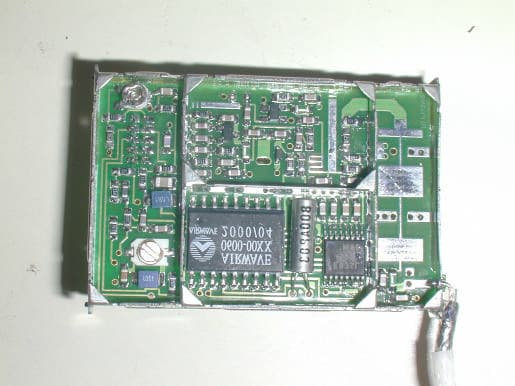 2.4 GHz Wireless Camera - FCC ID NGVAWT951 - Airwave Technologies Inc (2)