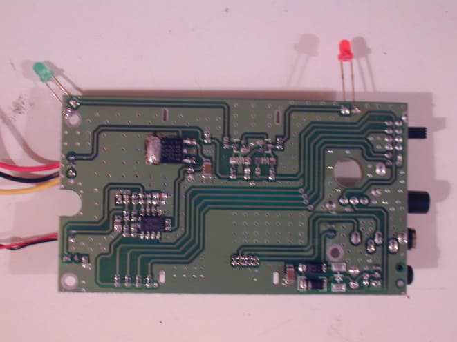 2.4 GHz Wireless Camera - FCC ID NGVAWT951 - Airwave Technologies Inc (1)