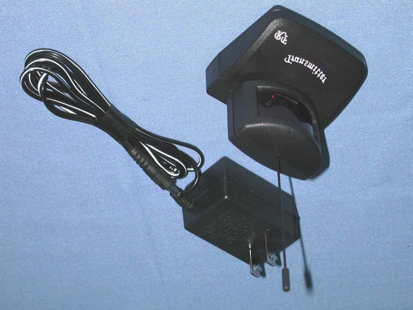 IR RF Remote Control Extender TX - FCC ID NGVAWX701TX - Airwave Technologies Inc (4)