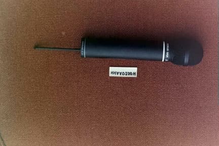 Wireless microphone - FCC ID NHAAD200H - Add Electronics Co Ltd (1)