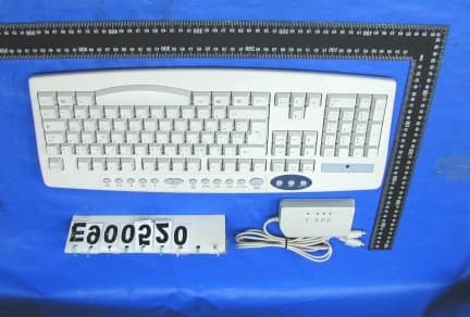 RF Keyboard - FCC ID NHMCK101RF - CRE Technology Co Ltd