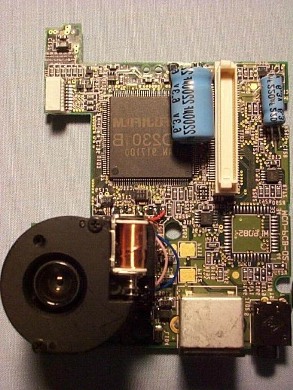 Serial Digital Still Camera - FCC ID NHNDSC90301500NZ - Premier Camera Taiwan Ltd (2)