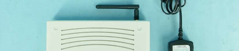 2.4GHz Wireless Broadband Router - FCC ID NHPWLG2207 - Cameo Communications Inc (4)