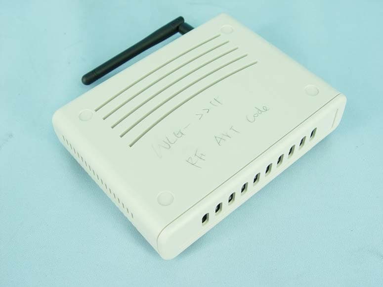 108Mbps Super-G Wireless LAN Router - FCC ID NHPWLG2211 - Cameo Communications Inc (4)