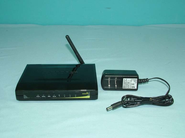 IEEE802.11n Wireless LAN Router - FCC ID NHPWLN2219 - Cameo Communications Inc (3)