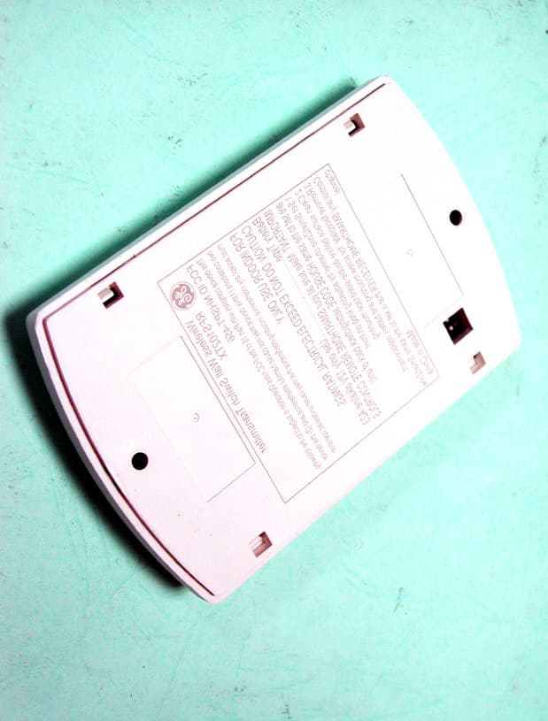 Wall Switch Transmitter - FCC ID NHS-PT456 - Powertech Industrial Co Ltd (1)