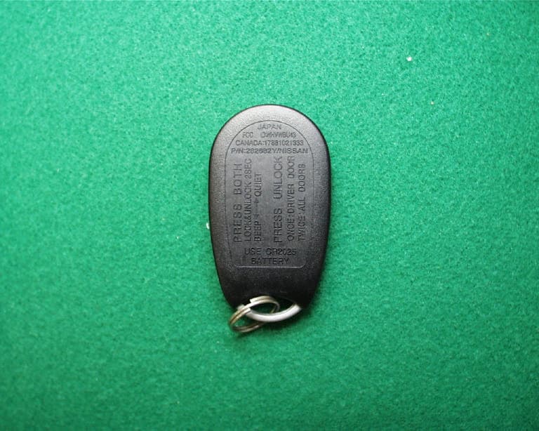 Automitive Security Remote Control - FCC ID NHVBU427 - Tohoku Alps Co Ltd (2)