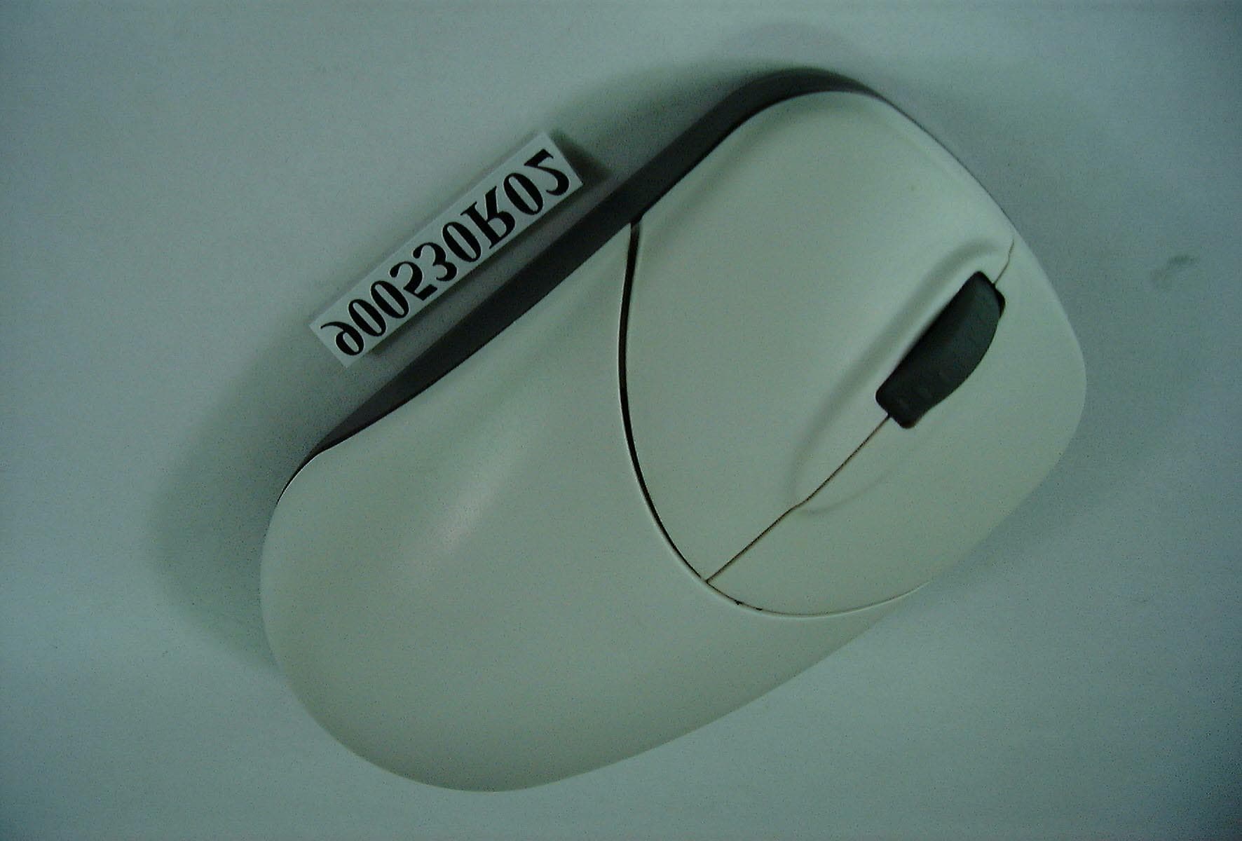 Wireless Mouse - FCC ID NIYMW1053 - Dexin Corp (2)