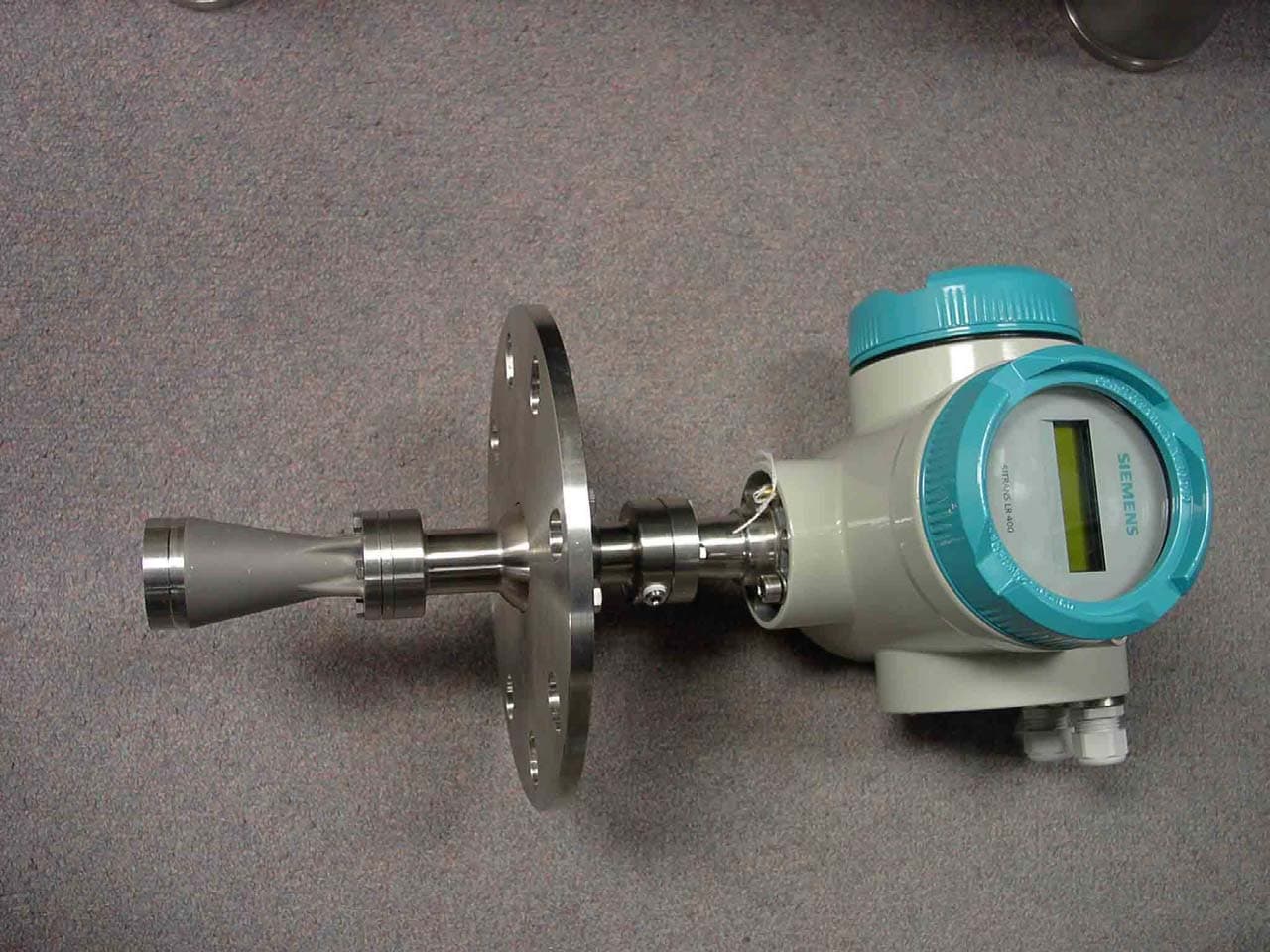 SITRANS LR 460 TANK LEVEL PROBING RADAR - FCC ID NJA-LR460 - Siemens Canada Ltd. - Siemens Milltronics Process Instruments