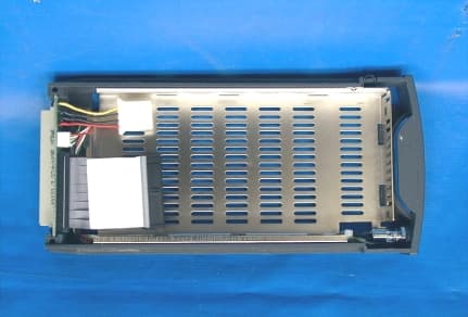 Disk Array Subsystem - FCC ID NKF-ARENAII - Maxtronic International Co Ltd (4)