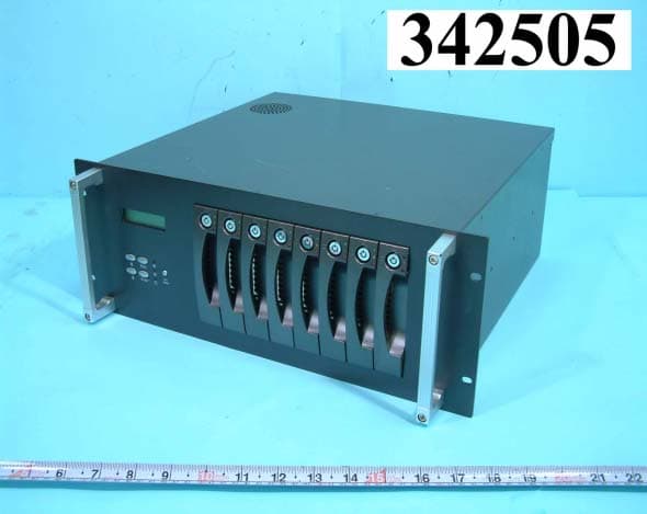 Disk Array - FCC ID NKF-RACKFORCEII - Maxtronic International Co Ltd (2)