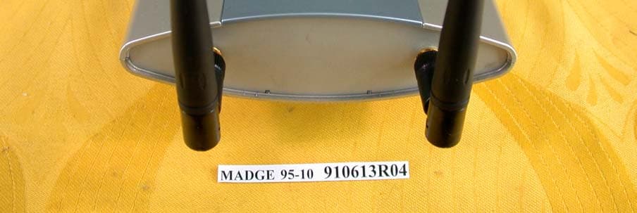Smart Wireless Access Point 802.11b - FCC ID NKH9510 - Madge Ltd. (3)