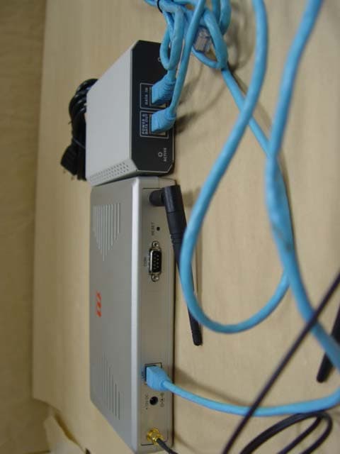 Enterprise Access Point 802.11b/g Dual-Radio - FCC ID NKH9610 - Madge Ltd. (3)