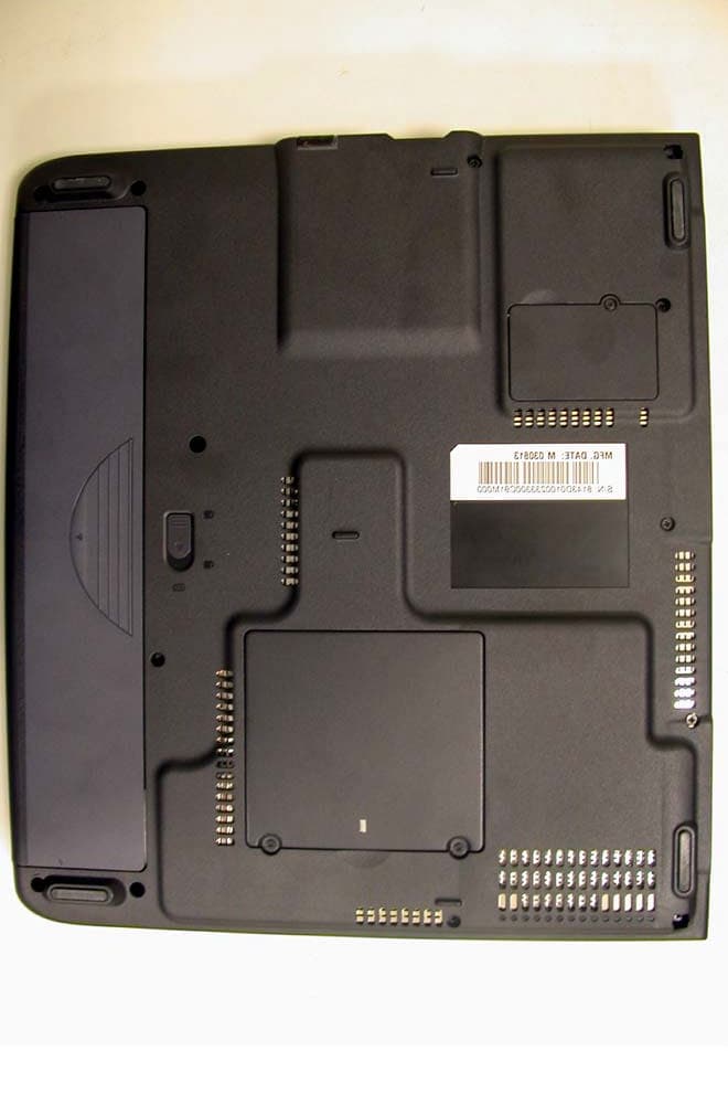 Notebook Computer with Built In Wireless LAN - FCC ID NKRMS2143RM8 - Wistron NeWeb Corporation