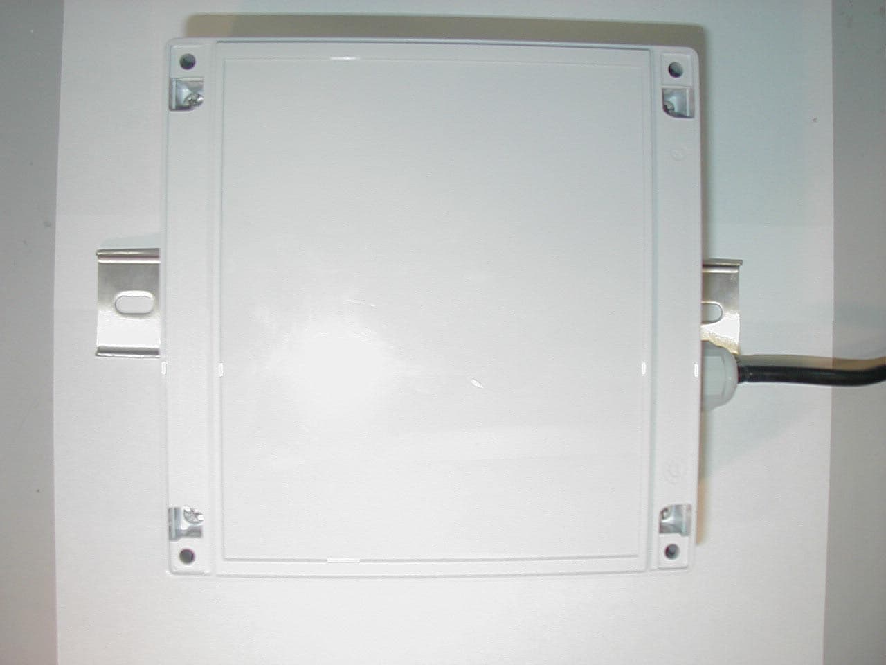 Network Transceiver Repeater - FCC ID NL3TR0001 - NexusData Ltd.