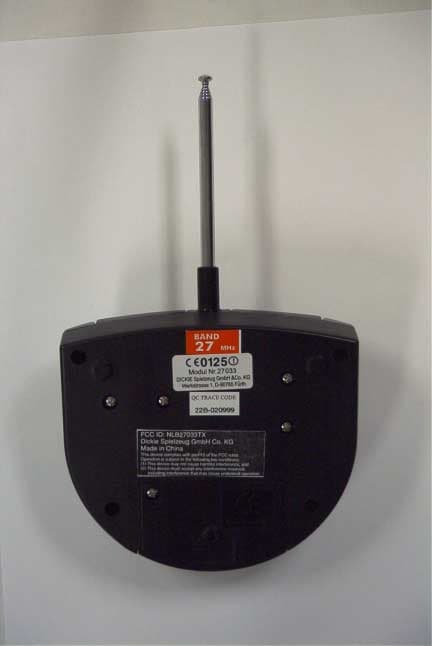RC TOY TRANSMITTER - FCC ID NLB27033TX - Dickie Toys Hong Kong Ltd. (1)