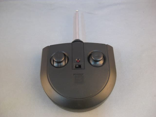 DICKIE RC-TOY - FCC ID NLB27048TX - Dickie Toys Hong Kong Ltd. (2)