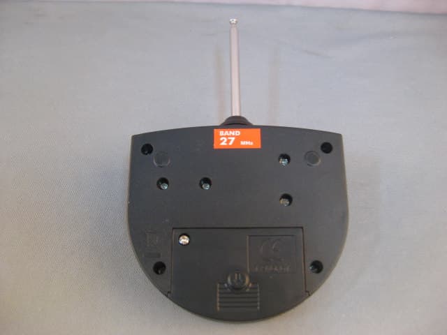 DICKIE RC-TOY - FCC ID NLB27048TX - Dickie Toys Hong Kong Ltd. (1)